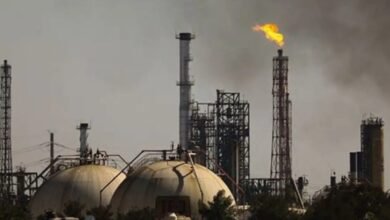 خبراء: تأثير صفقة 65 مليار برميل على أوبك مرهون بالاستثمارات والزمن