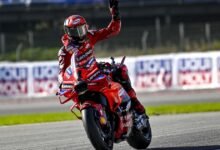 مارك ماركيز يكتسح أراغون ويشعل سباق MotoGP: فوز ثالث توالياً يقلص الفارق مع مارتن إلى 19 نقطة