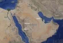 خطر متزامن على هرمز وباب المندب يهدد شبكة تصدير الطاقة الخليجية