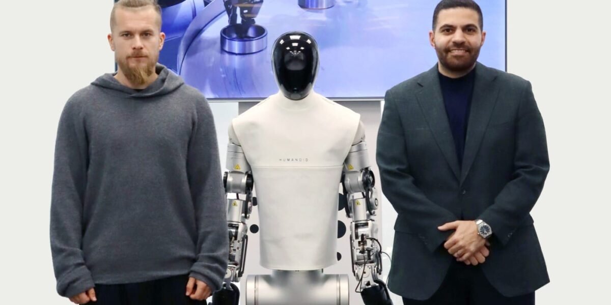 الروبوتات في قلب المملكة تعاون QSS السعودية وHumanoid البريطانية يُرسّخ مكانة المملكة كمركز تقني.
