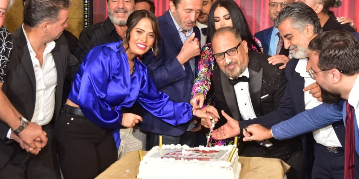 صورة مميزة: خبر عاجل يحتفل بعيده الـ14 برعاية وزارة السياحة ويكرم متعهدي الحفلات