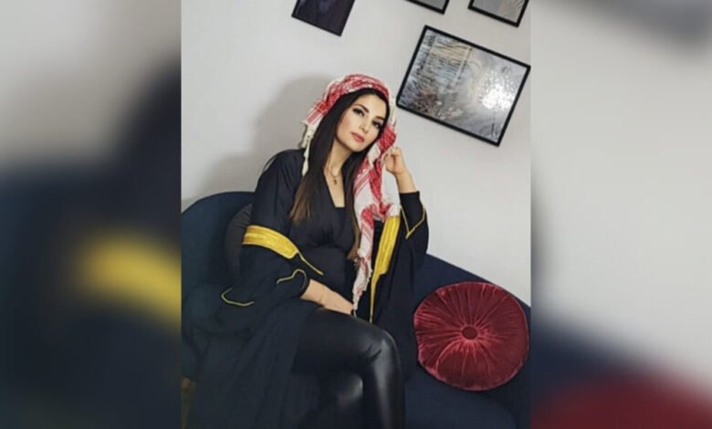ليدي سارة .شخصية تثير وسائل ( السوشيل ميديا ) غناء